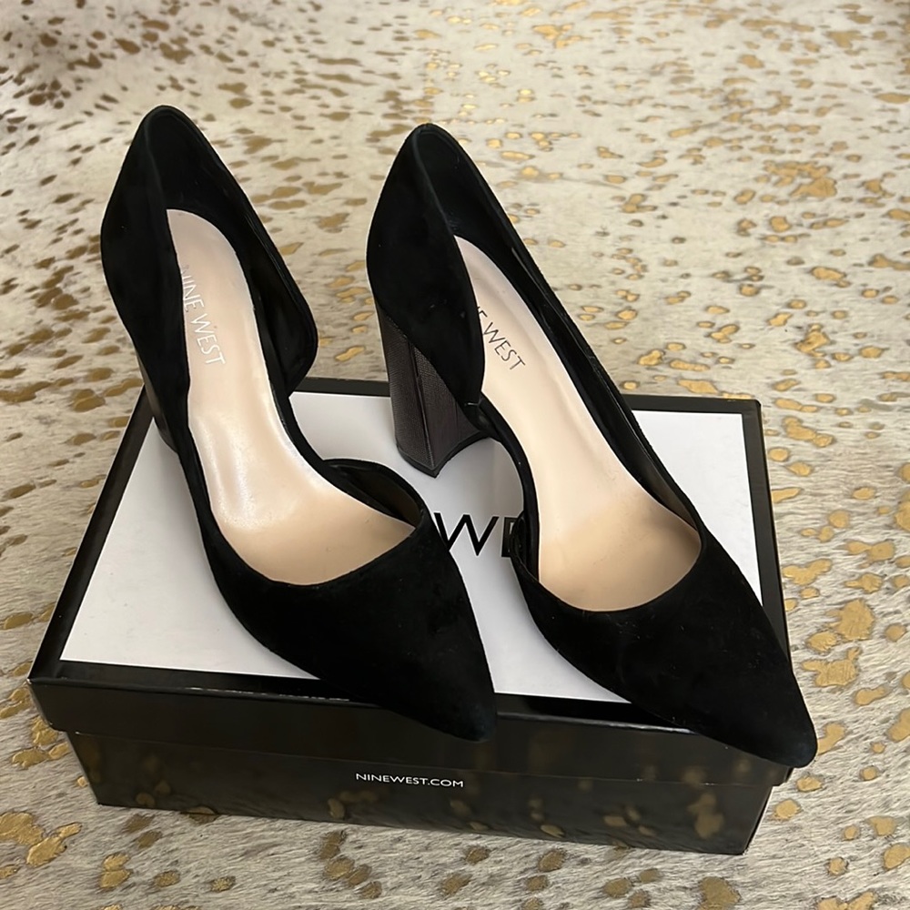 Nine west suede black heels